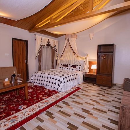 Busy Bee Resort, Покхара Экстерьер фото