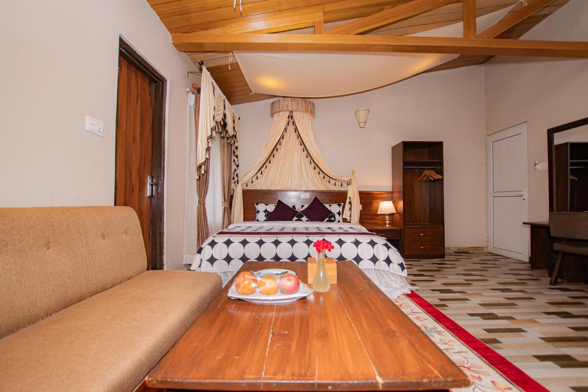 Busy Bee Resort, Покхара Экстерьер фото